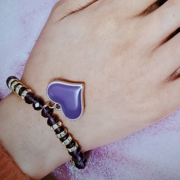 New Heart Beaded Charm Bracelet in Purple - Picture 4 of 4